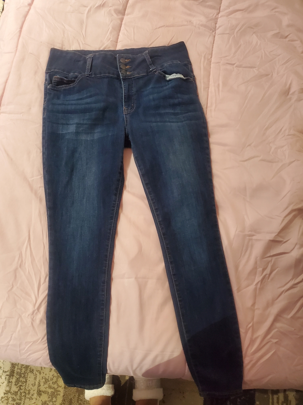 Women’s High-Rise Skinny Jeans in Dark Blue